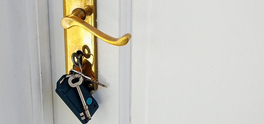 Broken Door Key Extraction in Barstow, CA